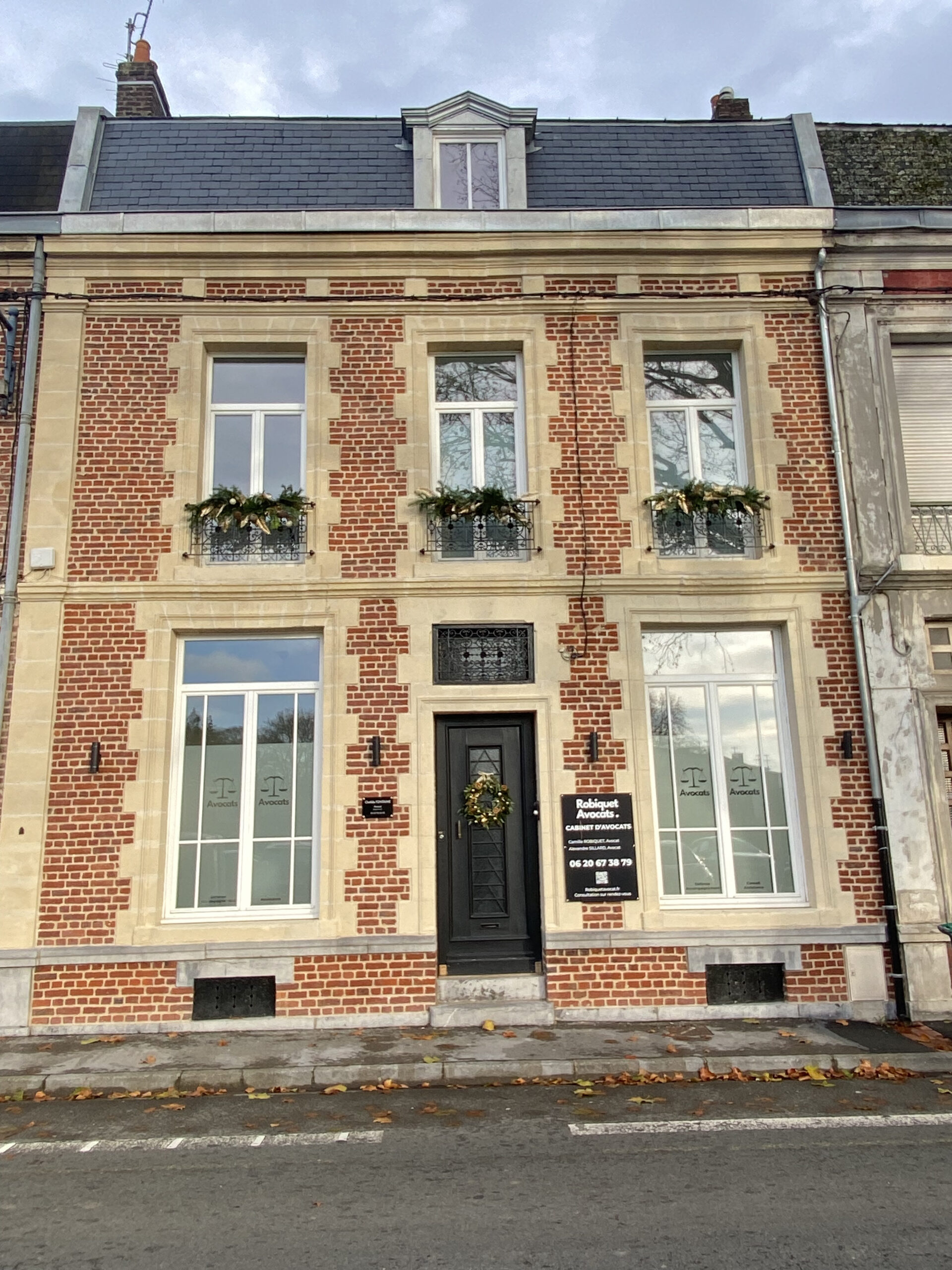 Camille Robiquet, avocat à Arras, spécialisé en droit public